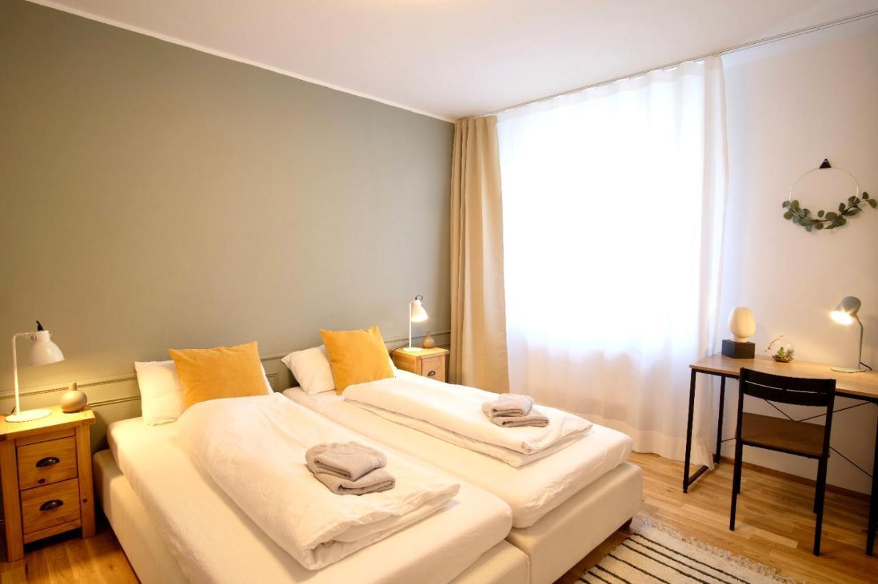 4-Room Luxury Apartment - Close To Central Station, Free Parking, Kitchen لبسيا المظهر الخارجي الصورة
